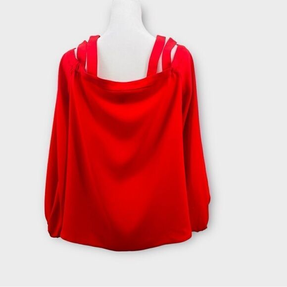 BCBGMaxazria Cold Shoulder Peasant Blouse in Cherry Red Women’s Size XS - Picture 4 of 5